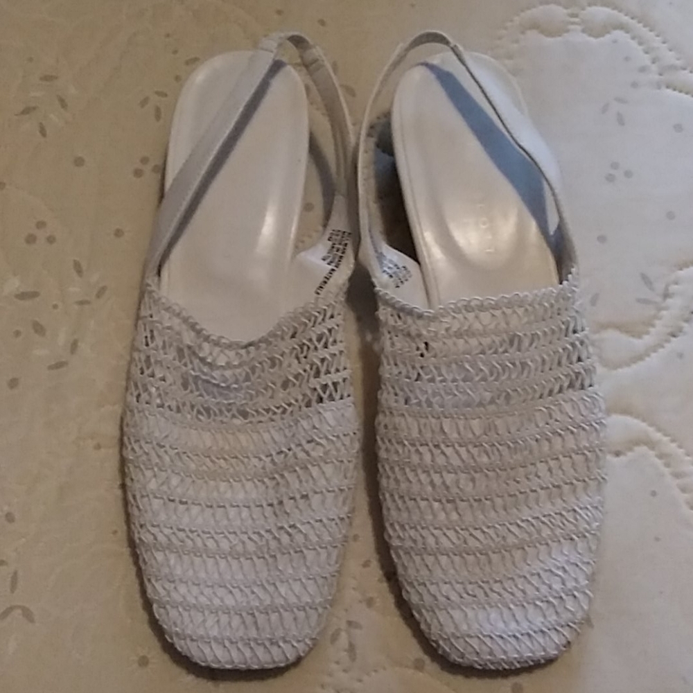 Karen Scott white mules. Size 10